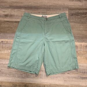 Columbia Women’s Size 10 Green Outdoor Hiking trail Fishing Shorts